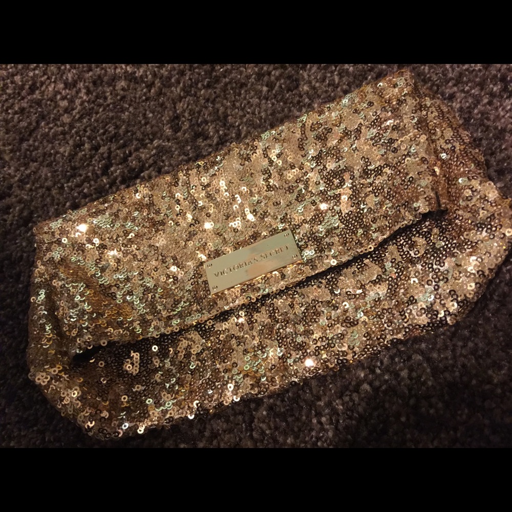 Victoria secret pouch